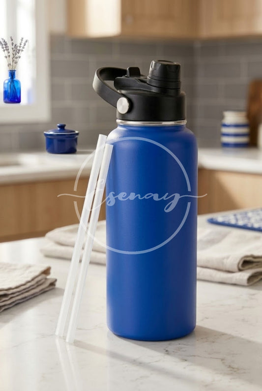 MakerFlo 32oz Hydro Bottle Image | 1 Styled Image Mockup | Blue