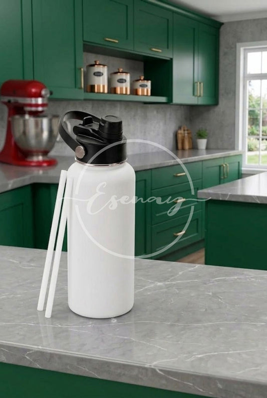 MakerFlo 32oz Hydro Bottle Image | 1 Styled Image Mockup | White